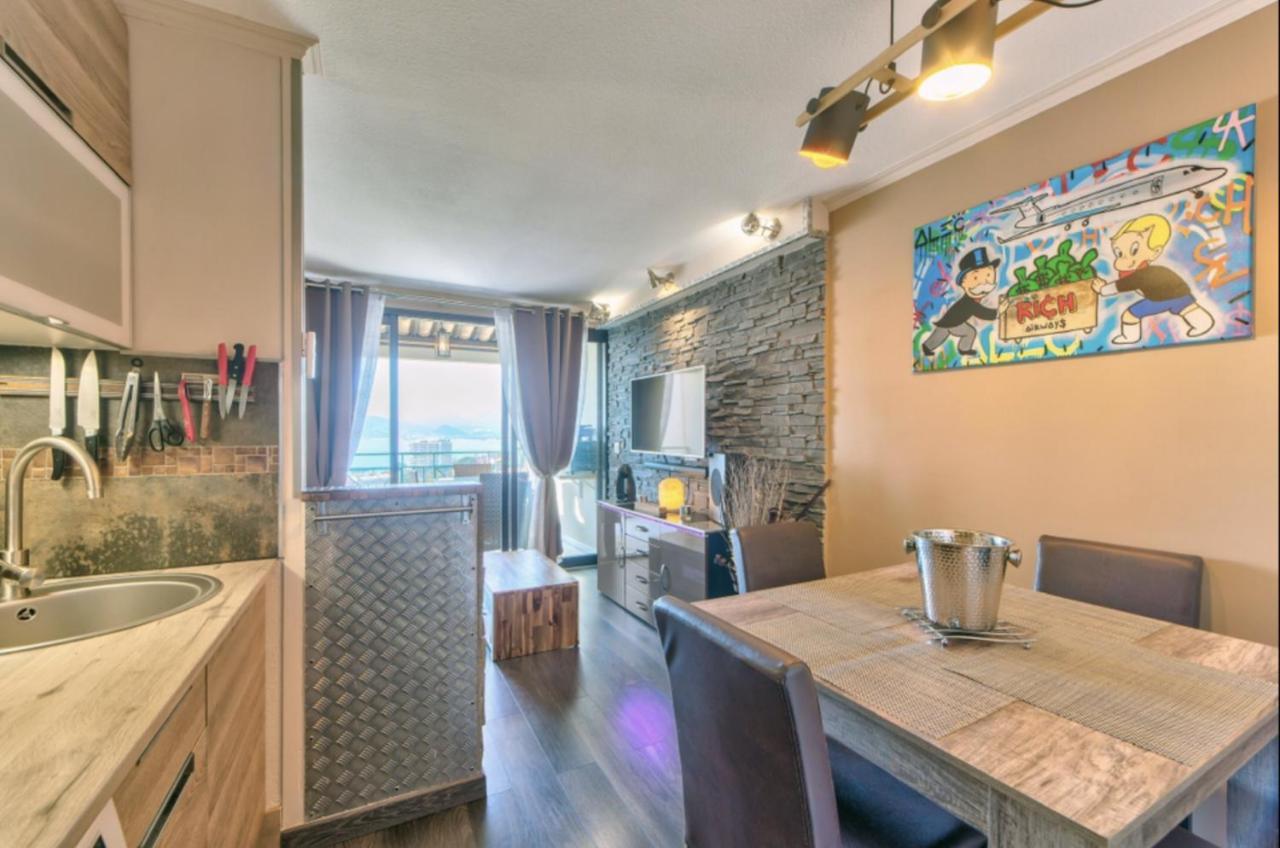 Appt Vue Mer Exceptionnelle Sur Baie De Cannes Exterior foto